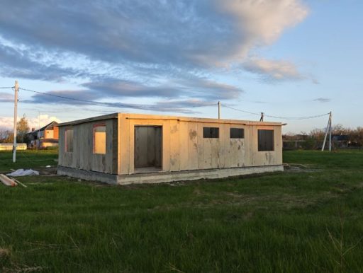 Строительство дома из СИП панелей в Краснодарском крае, пгт Ахтырский.